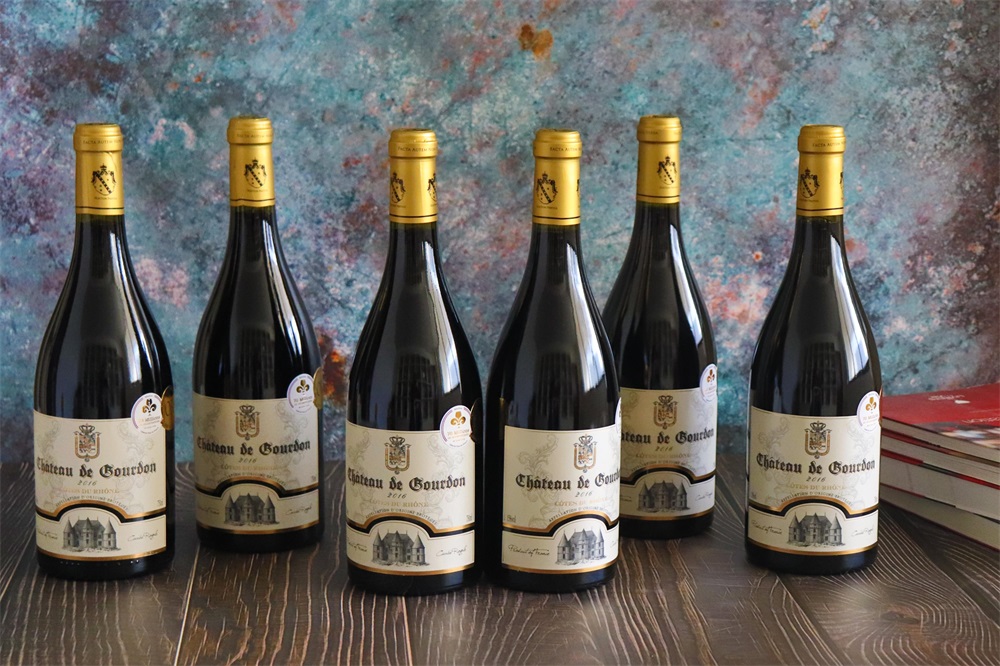 在重慶開個紅酒店要多少錢呢