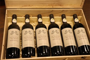 開個(gè)紅酒店去哪拿貨適合呢